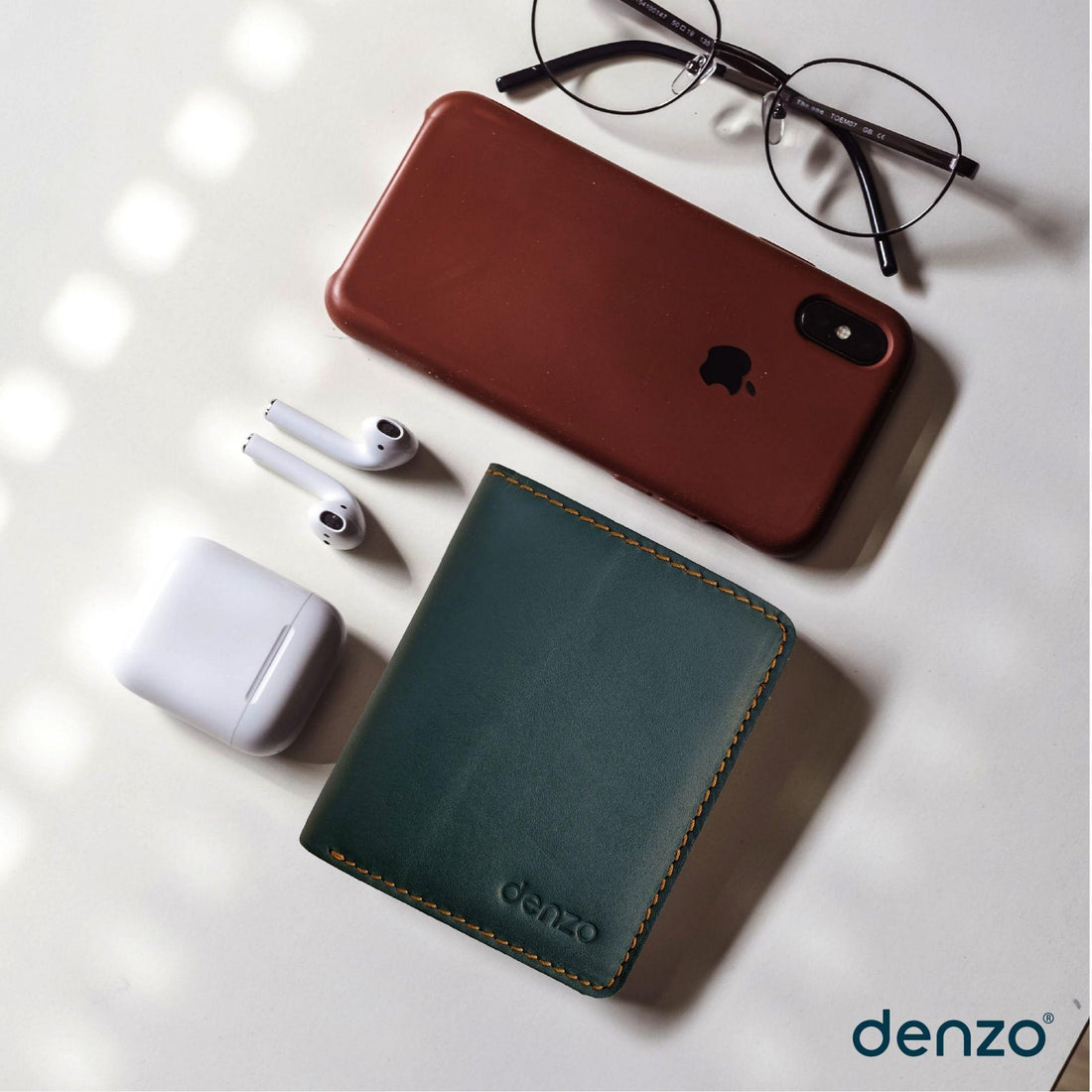 Stylish Green Bi-Fold Leather Wallet with RFID Protection I DENZO